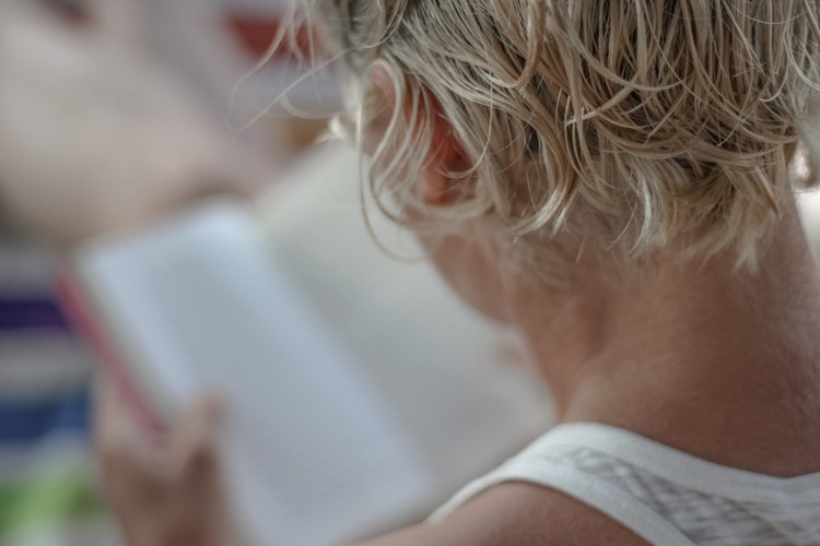 Beneficios de la lectura en las personas mayores